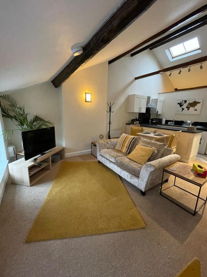 Flat 2 Chestergate Apartment *